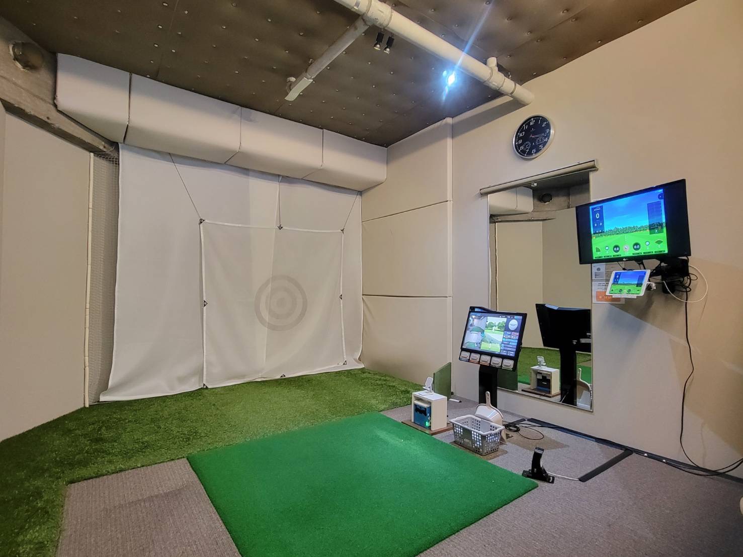 1人専用個室打席②